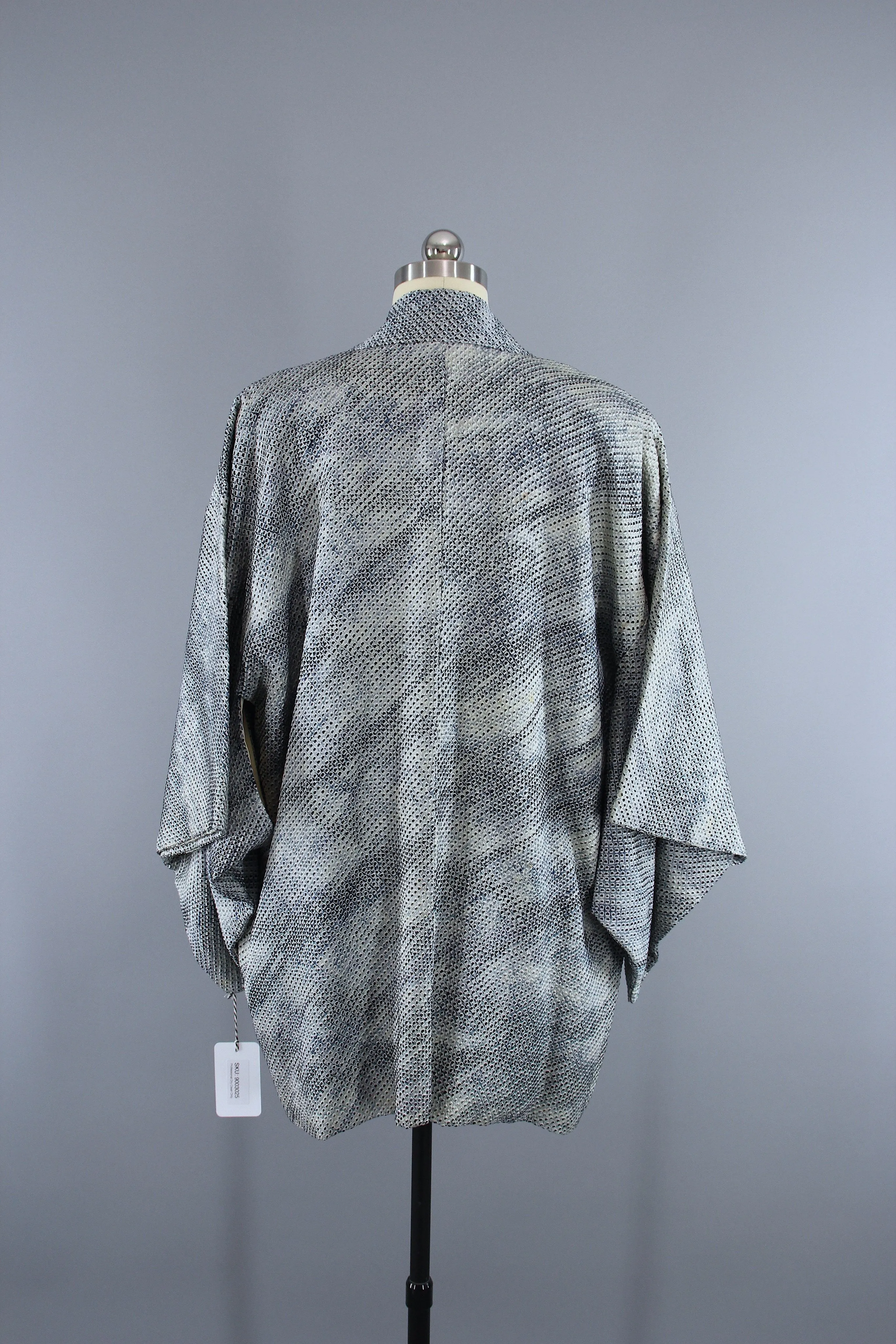 1950s Vintage Silk Haori Kimono Jacket Cardigan / Blue & White Shibori Dyed Ombre