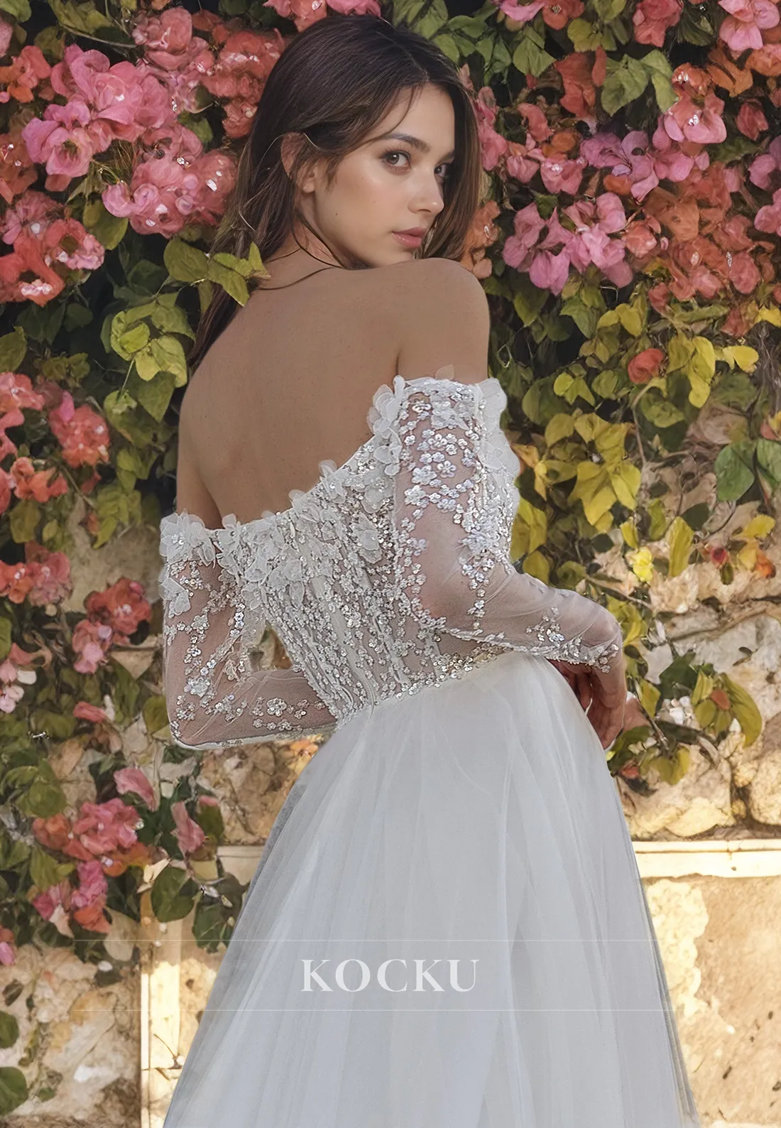 A Line Off-Shoulder Lace Wedding Gowns with Train Bridal Dress