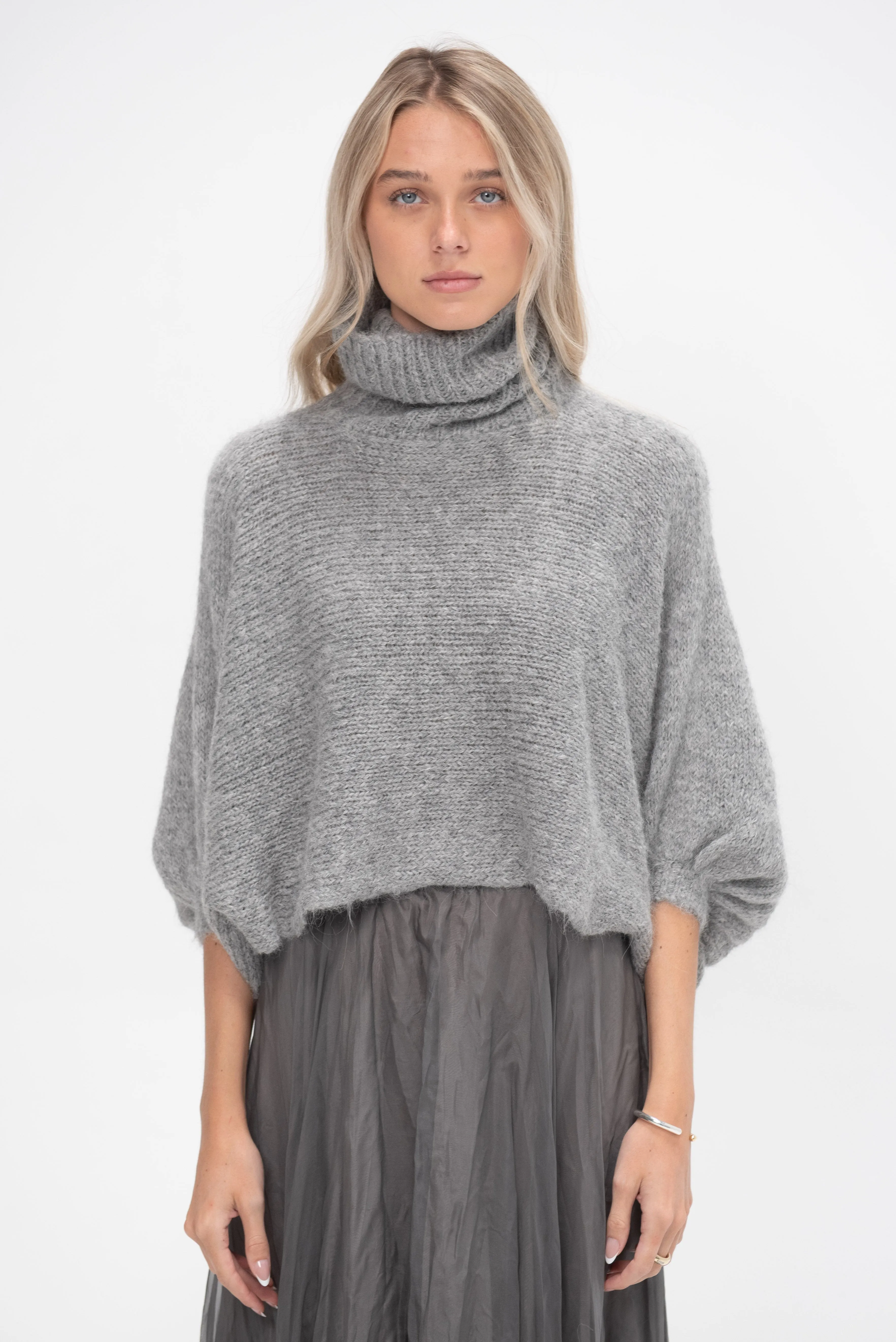 Alpaca Turtleneck, Grey