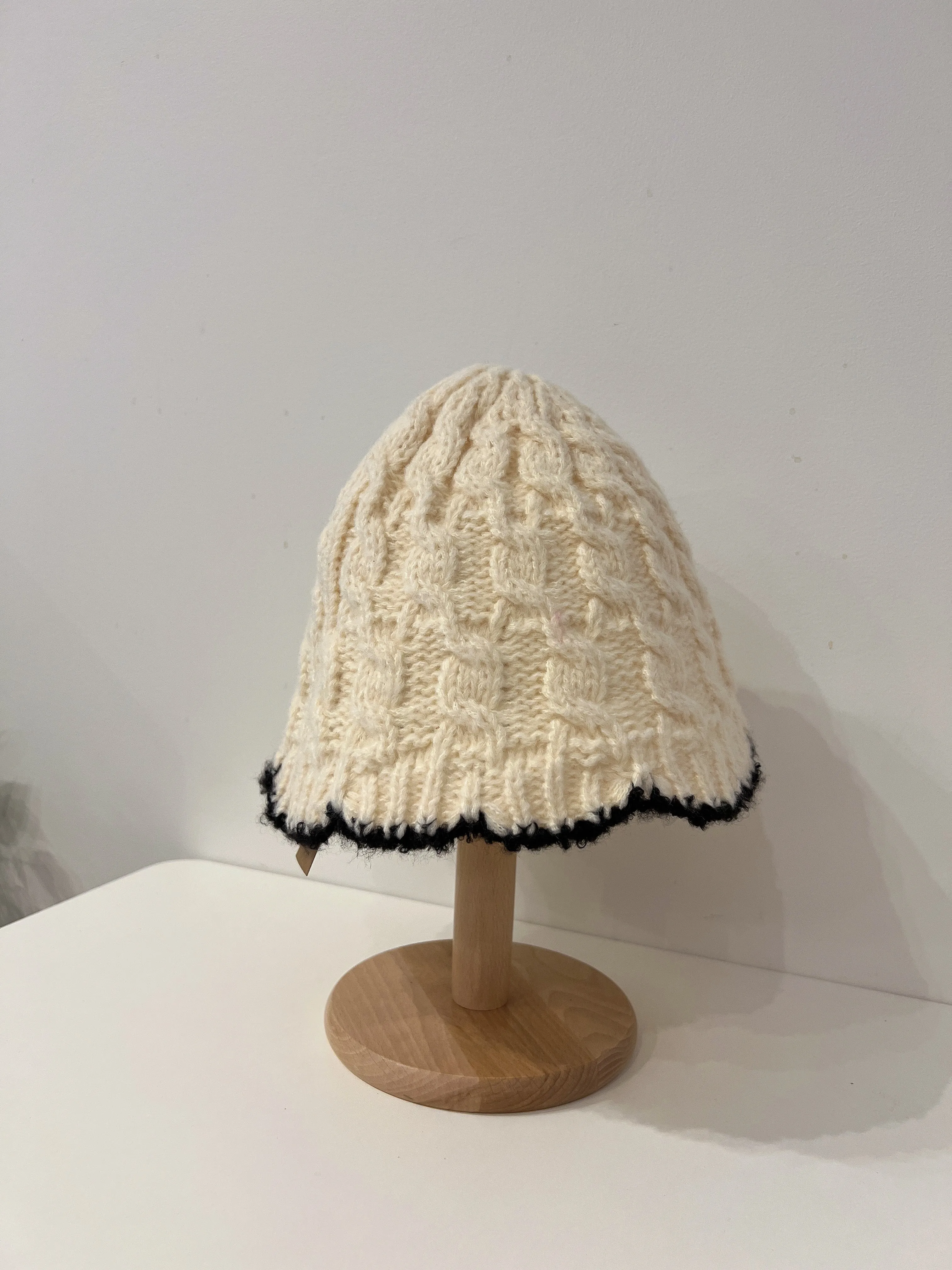 BBOKKA Cable knit bucket hat