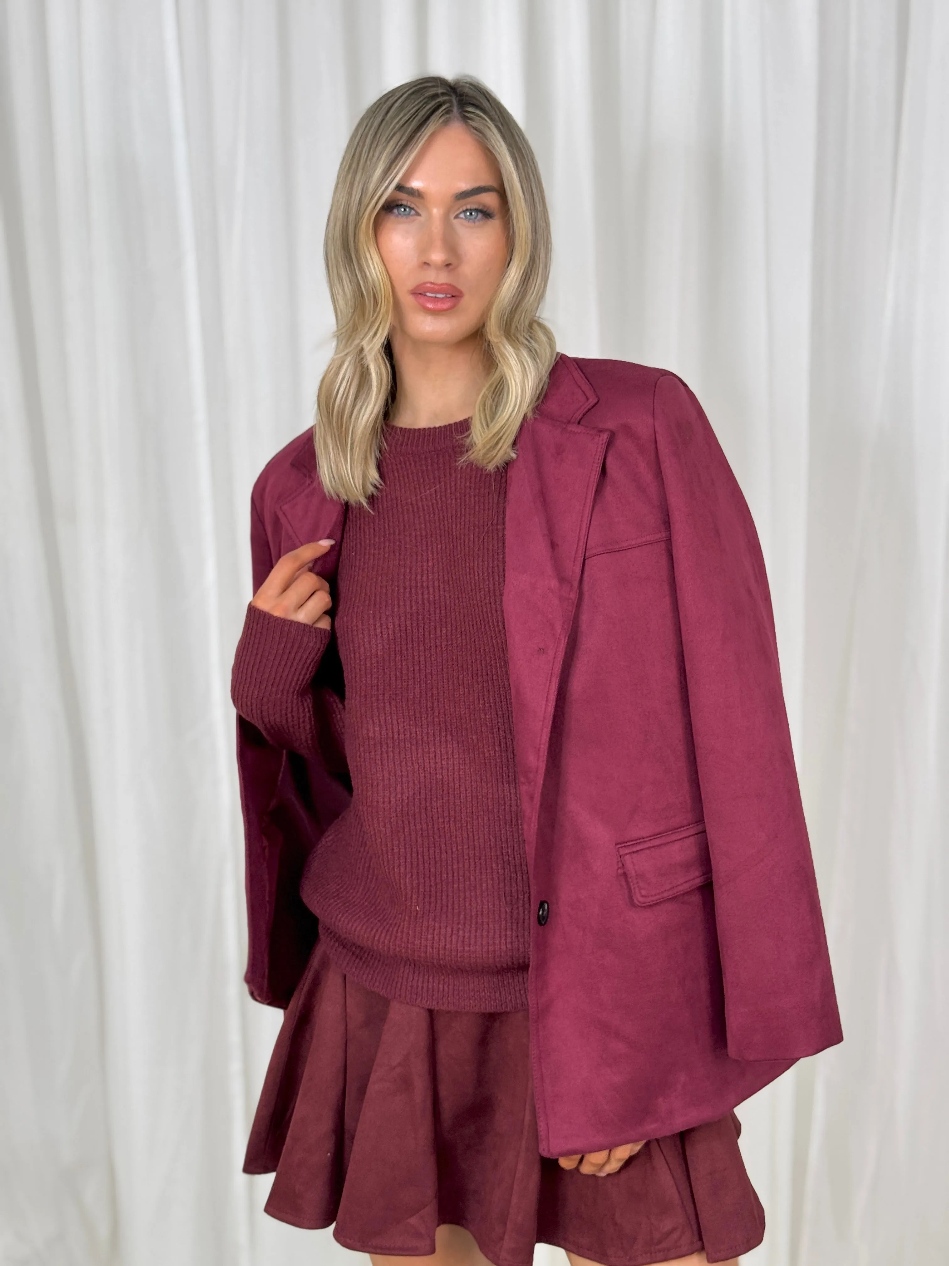 Caitlyn Triple Button Faux Suede Blazer In Wine