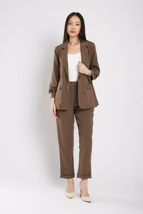 Carinne Tailored Pants in Coffee