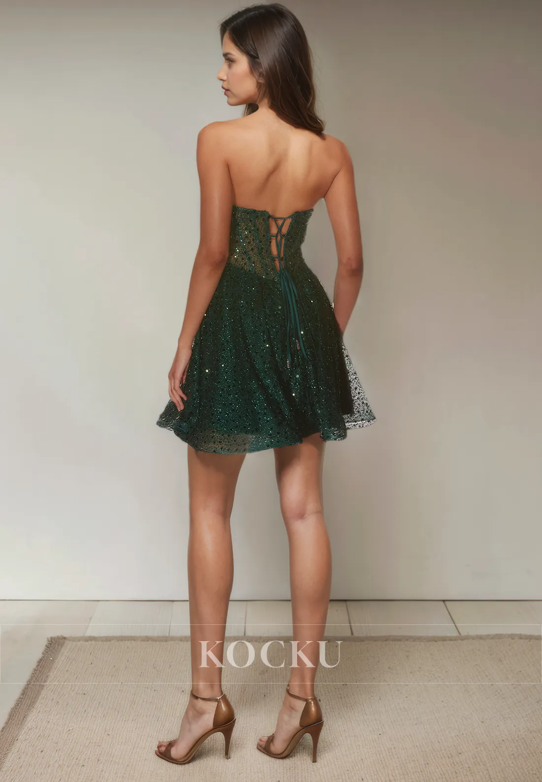 Chic & Modern Off-Shoulder Sleeveless Sparkly Sequined Party Homecoming Dress