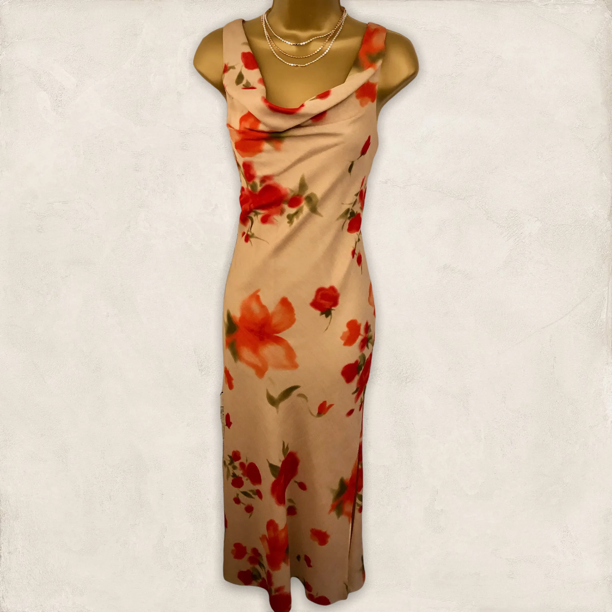 Chrystiano Beige & Red Floral Special Occasion Outfit  UK 12 US 8 EU 40