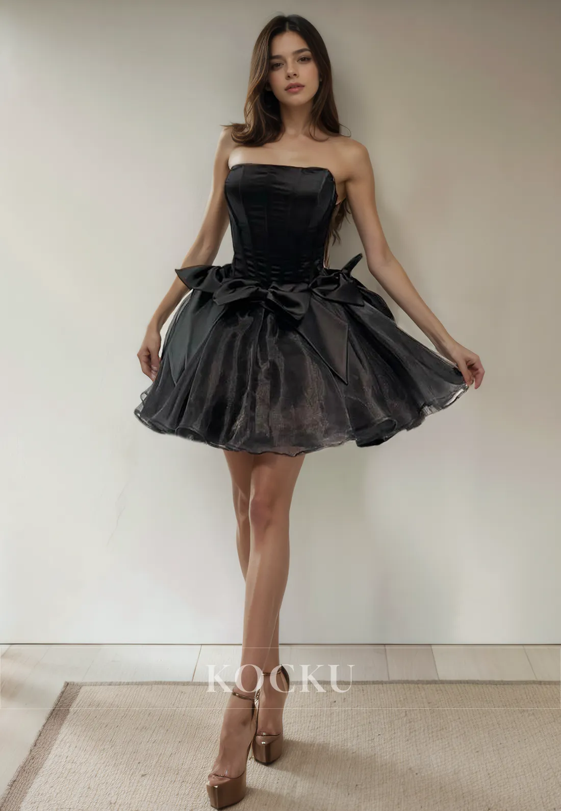 Couture & Ornate Off-Shoulder Sleeveless Bowknot A-Line Party Homecoming Dress