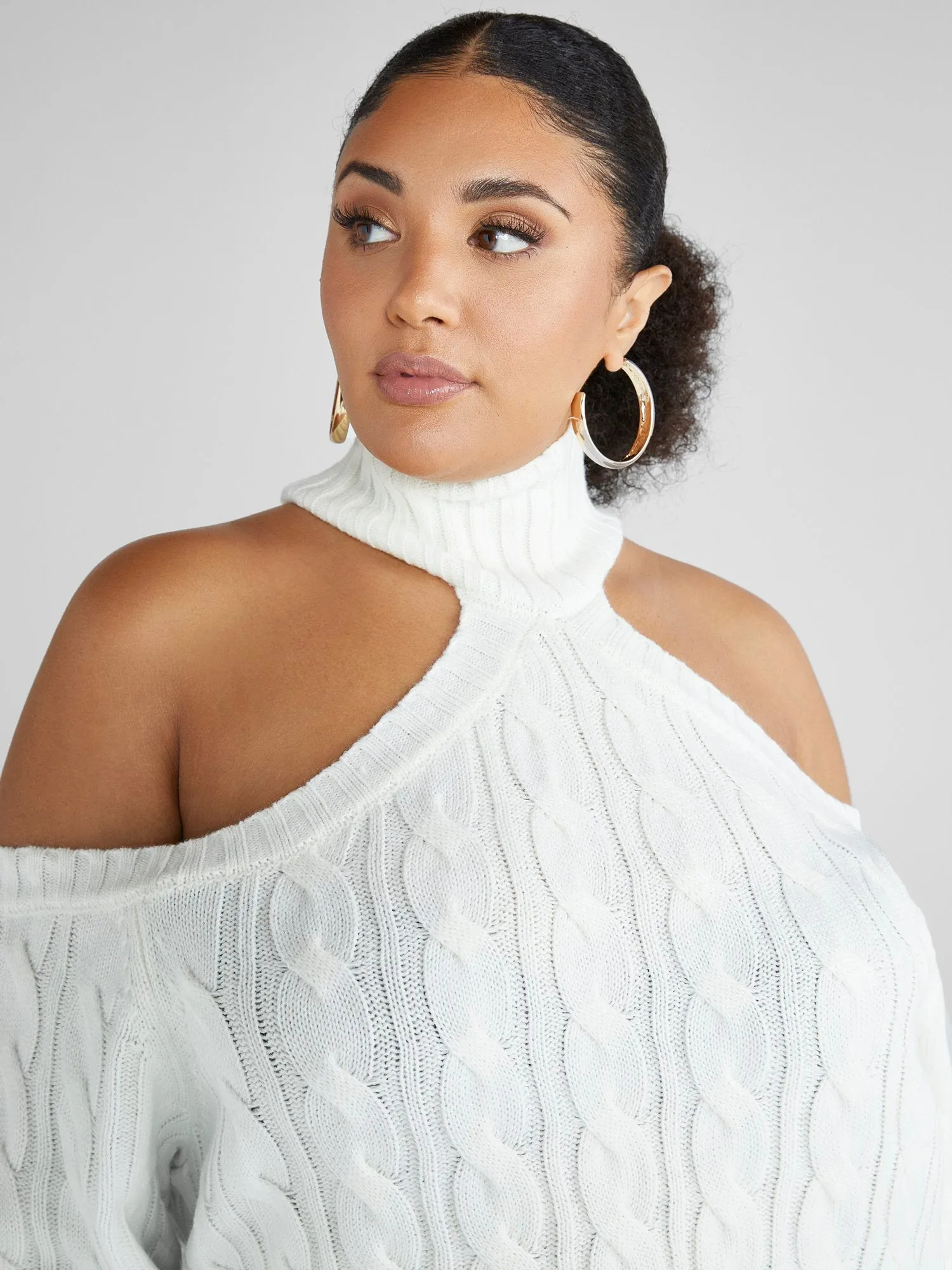 Leigh Cold Shoulder Cable Knit Sweater