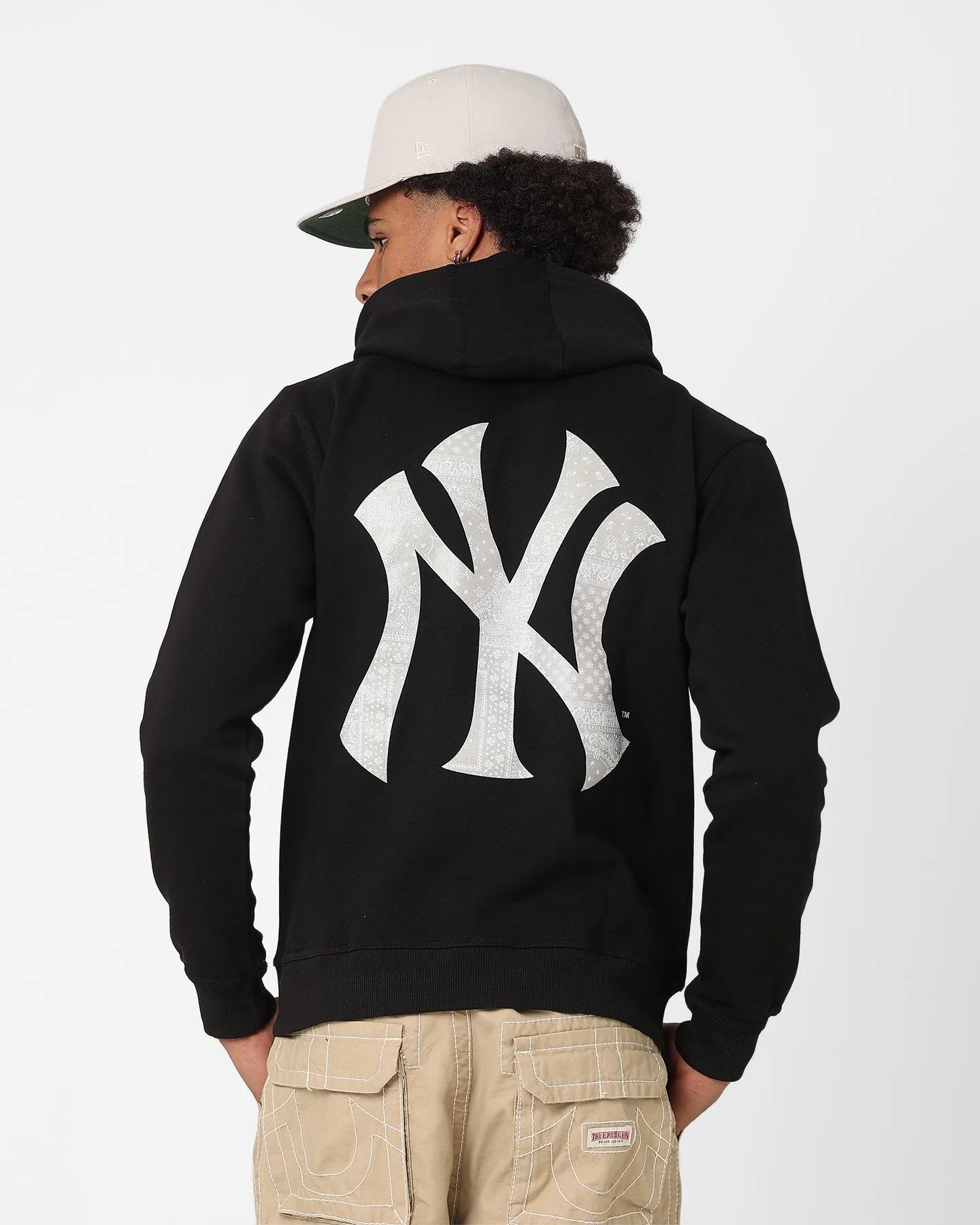 Majestic Athletic New York Yankees Bandana Paisley Duke Hoodie Black