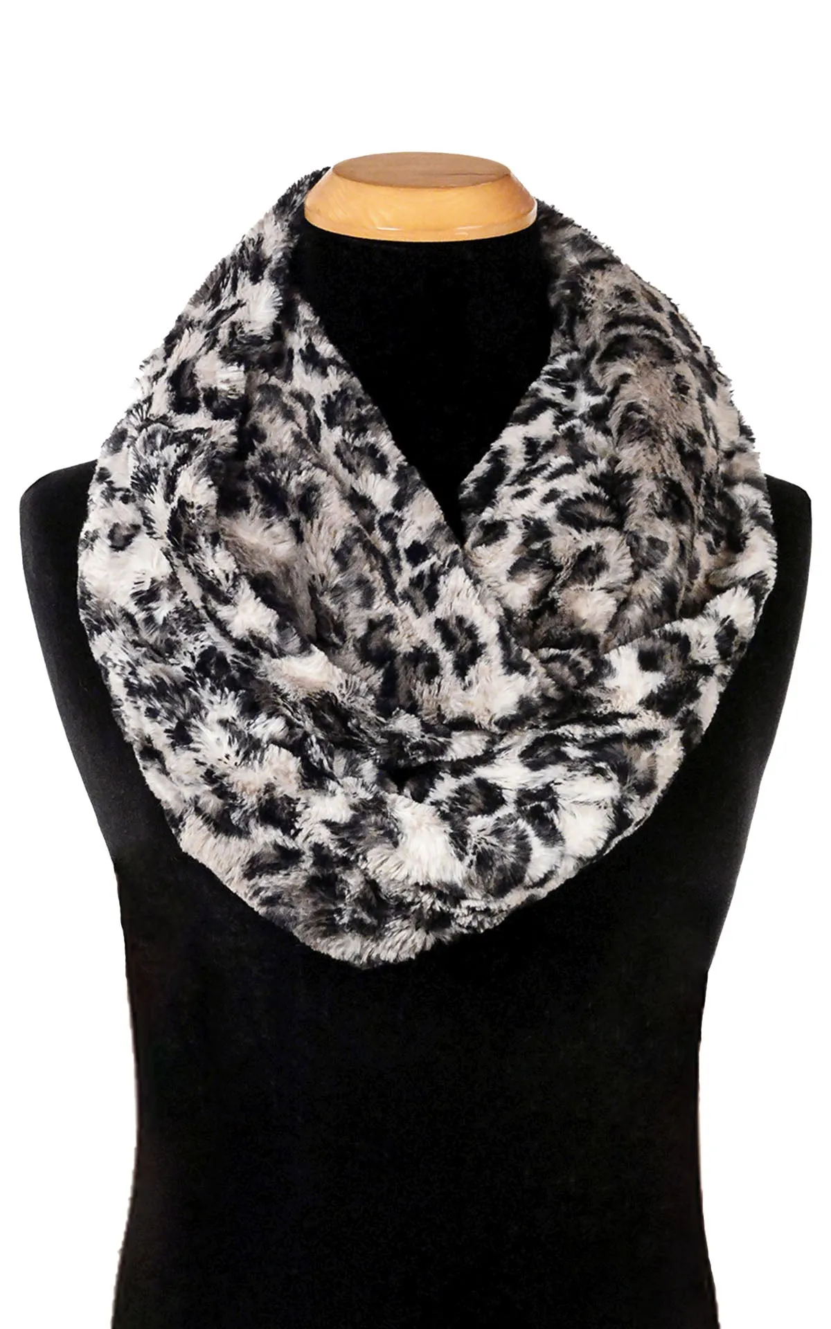 Men's Infinity Scarf - Luxury Faux Fur Savannah Cat in Gray