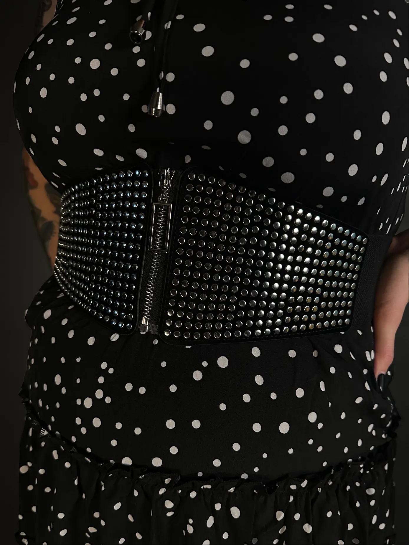 Round Studs PU Leather Front Elastic Back Zip-up Corset Belt