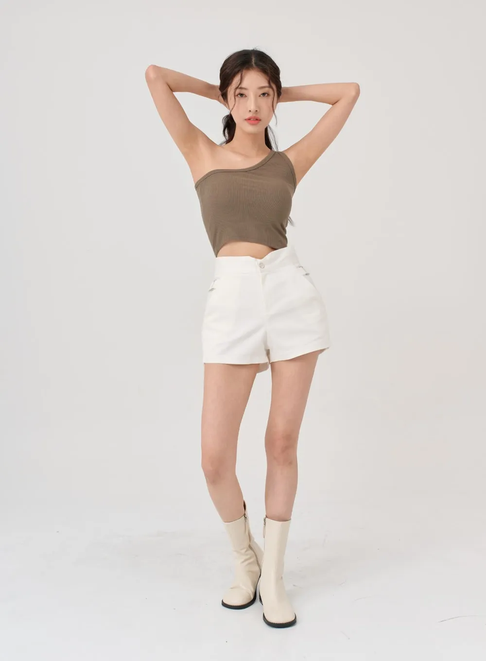 Side Belt Slit High Waist Short Pants IG18