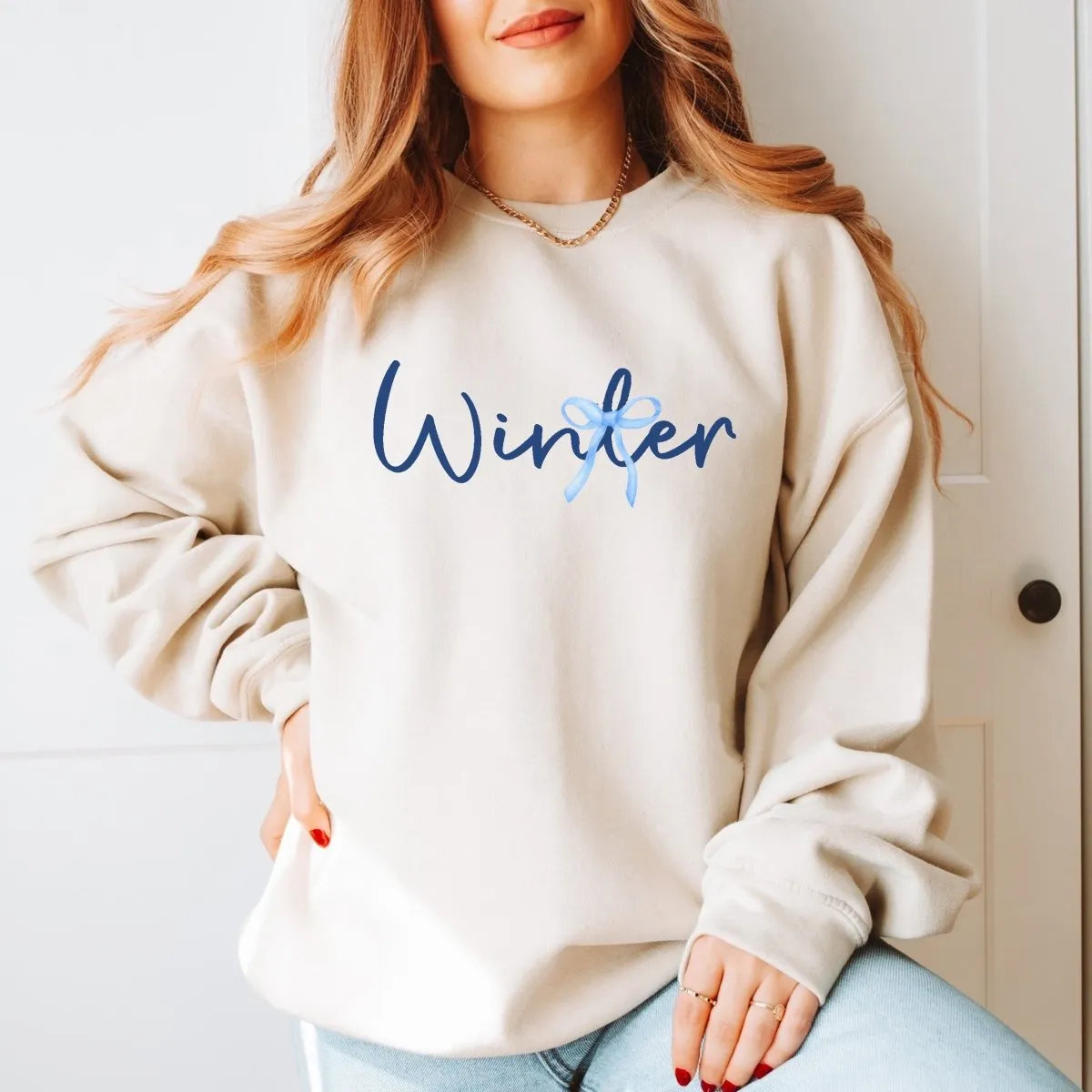 Winter Bow Graphic Sweatshirt